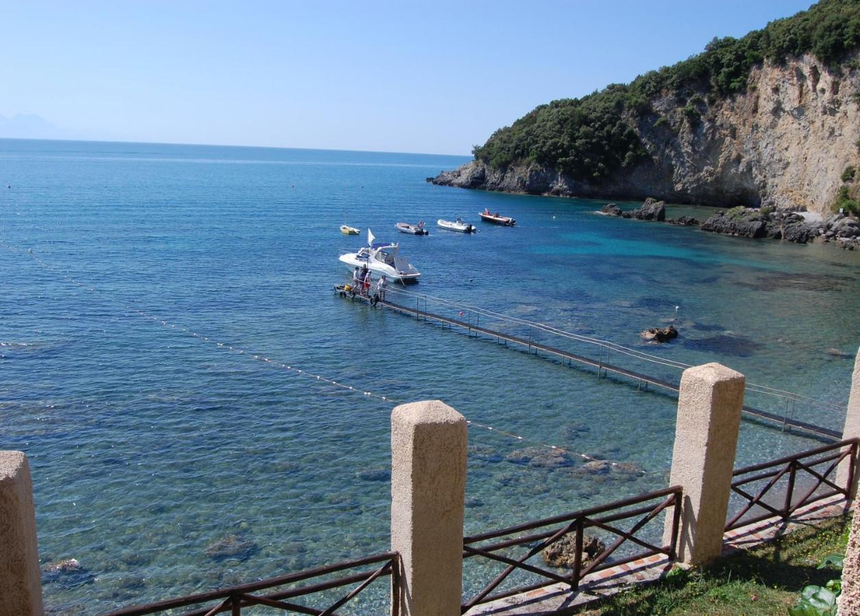 La Francesca Sud Un Villaggio"Glamping" Scario Dış mekan fotoğraf
